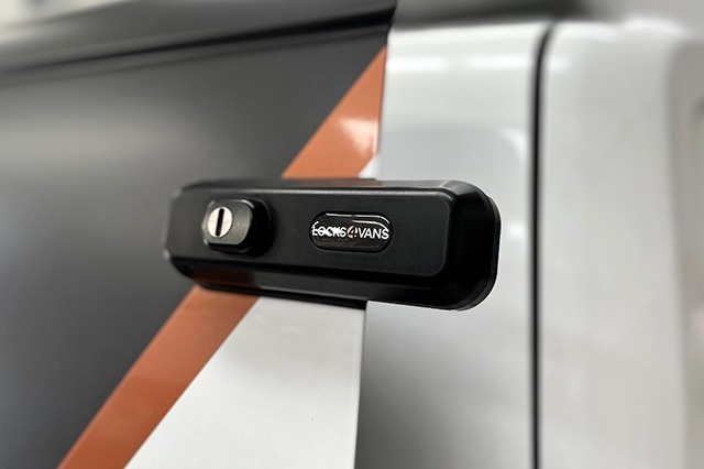 Nissan Primastar 2014 Statement Lock